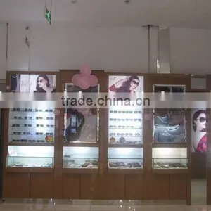 Modern Eyeglass Display Stand thumbnail-2