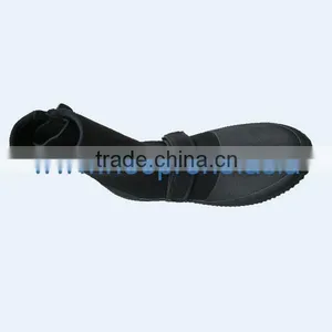 Neoprene Aqua Boots thumbnail-1