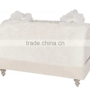 ILUSION DECORATIVE TISSUE BOX thumbnail-1