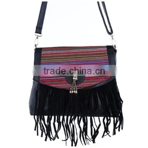 China Vintage Tassel Messenger Crossbody Bag for Women thumbnail-4