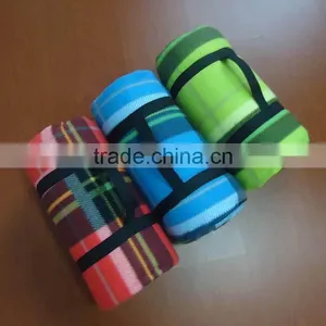 Polar Fleece Printed Check Pattern Roll up With pp Webbing Aluminium Foil Travel Hiking Blanket thumbnail-2
