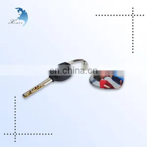 Low Price of Plastic Crafts Custom Design Plastic Keychain With Good Service thumbnail-6