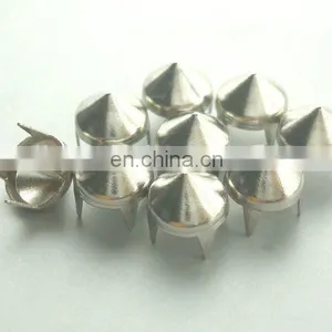 Metal Pyramid Studs With 4 Claw thumbnail-1