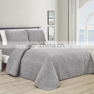 Wholesale Comforter Folded Soft Microfiber Lightweight Coverlet For All Season Fabric Embroidery Quilt thumbnail-4