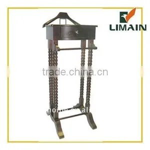 Clothes Stand thumbnail-1