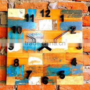 MHOME Vintage Wood Wall Square Clock thumbnail-1