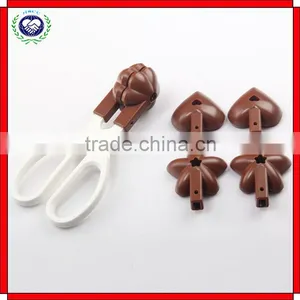2016 New Arrived Kitchen Tool Triad Multi-function Chocolate Mold Die Chocolate Cake thumbnail-1