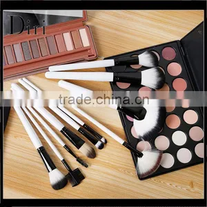 White Handle Smudge Brush Makeup Brush Set 32 Piece thumbnail-1