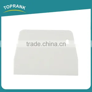 Toprank SGS Approval Promotion Trapezoid Shape Baking Pastry Cake Tools Plastic Cake Spatula thumbnail-1