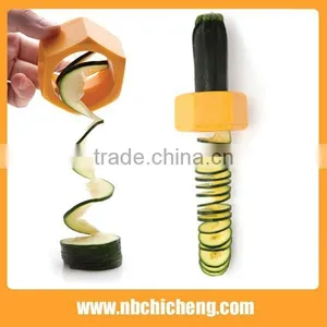 Plastic Cucumber Vegetable Slicer thumbnail-4