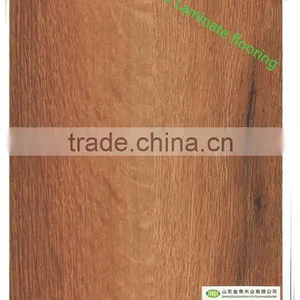 LAMINATE FLOOR WITH REAL WOOD GRAIN SURFACE thumbnail-4