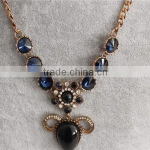 Fashion Design Gold Plated Women Necklace Crystal Necklace Wholesale thumbnail-3