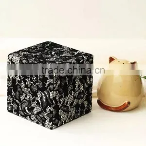 Innovative Square Tissue Box Holder thumbnail-2