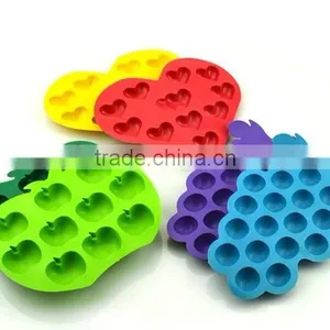 Customized Creative Silicone Ice Cube Tray thumbnail-1