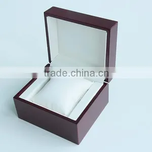 Luxury High Lacquer Watch Box Wooden With Pillow thumbnail-2