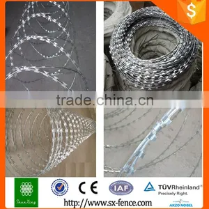 Galvanized Razor Blade Wire / Concertina Razor Wire thumbnail-3
