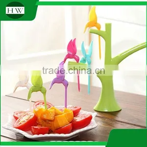 Eco Plastic Tableware Kid Cartoon Tree Humming Bird Birdie Fruit Fork Set thumbnail-4