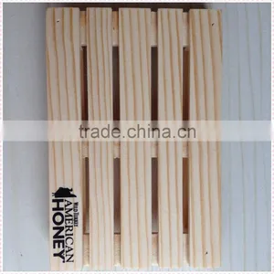 Wholesale Custom Wooden Mobile Phone Holder Pine Wood Phone Rack thumbnail-4