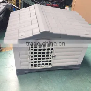 Plastic Dog House thumbnail-2