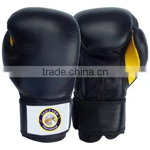 Black Color Boxing Glove thumbnail-1