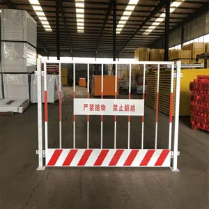 China Wholesalers Metal Construction Fence Construction Galvanized Temporary Pit Fence thumbnail-3