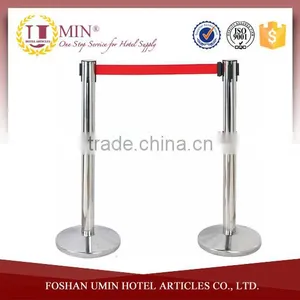 Retractable Queue Strap Barrier thumbnail-1