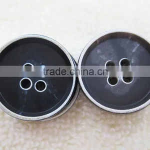 Sedex Audited Factory 2 Pillar Burnt Rim 4 Holes Urea Button, Urea Button thumbnail-6