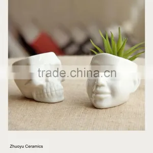 White Ceramic Skull Plant Pot thumbnail-2
