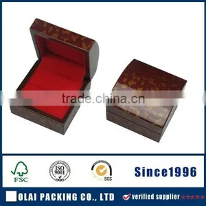 Beautiful Wood Velvet Ring Packaging thumbnail-1