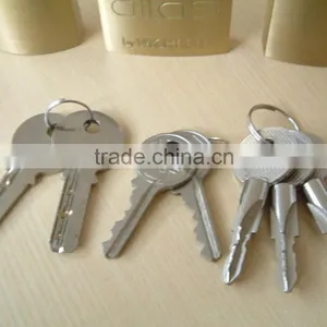 Double Locking Mechanism Cross Key Brass Padlock thumbnail-3