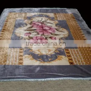 China Suppliers Quilt Blankets Rebel Wholesale 100% Polyester Knitted Cuddly Micro Fleece Blanket thumbnail-1