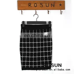 Whloesale Custom Leisure Sweater With Plaid Pattern Wholesale Women Crop Top Sweat Suit thumbnail-5