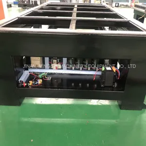 1325 Cnc Wood Router Wood Engraving Machine Wood Cutting Machine for Furniture Industry thumbnail-5