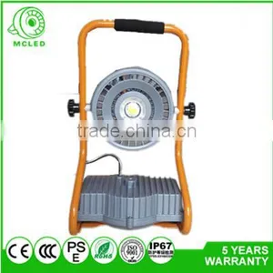 30W COB Bridgelux LED Moveable Working Light 7.5 Hours Working Tool IP67 Rechargeable Lamp thumbnail-1