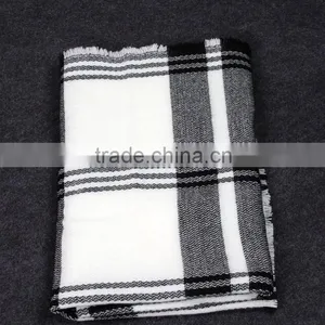 4 Colors Plaid FLEECE Blanket Winter Infinity Scarf Fashion Accessory thumbnail-6