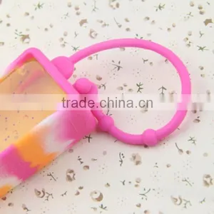 Custom Silicone Perfume Bottle Case thumbnail-4