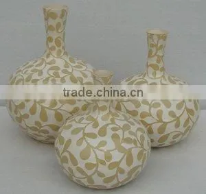 Ceramic Vase thumbnail-1