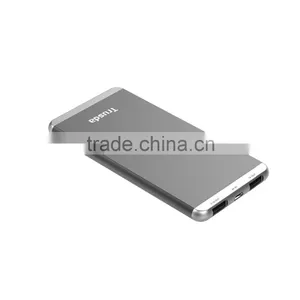 2016 Newest Design Slim USB Type-C 10000mah Portable Power Bank thumbnail-3
