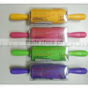 2015 NEW Silicone Flour Rolling Pin thumbnail-4