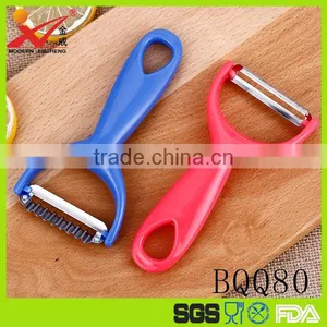 Factory Wholesale Colorful PP Handle Stainless Steel Wave Blade Multifunctional Peeler thumbnail-1