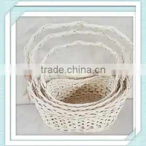 Beautiful Willow Gift Basket thumbnail-1