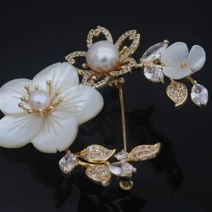 Fashonable Garment Brooch Wholesale in China With Low Price thumbnail-3