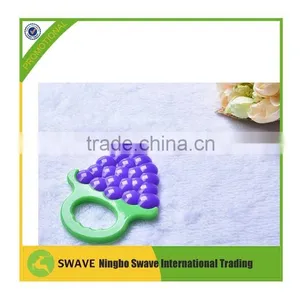 2016 China Manufacture Infant Safe Baby Teether Toy Grape Fresh Fruit Teether for Kids P76590 thumbnail-1