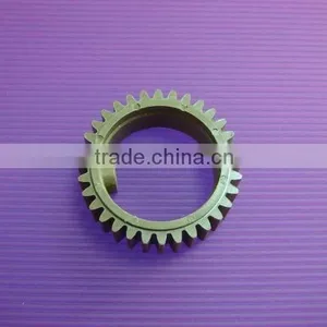 UPPER ROLLER GEAR 32T PN: 63822022 FOR USE IN DC1215/1260 Compatible thumbnail-1