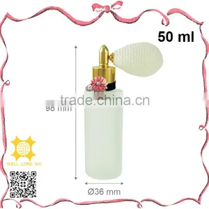 Design Frosted Glass 25ml Fragrance Spray Bottle With Rose Decoration thumbnail-3