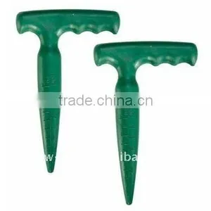 Plastic Garden Seeder thumbnail-1