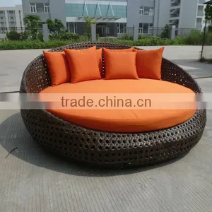 Leisure Rattan Outdoor Furniture Wicker Round Bed Garden Furniture thumbnail-6
