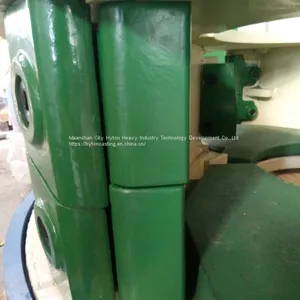 High Chrome Wear Parts of Cavity Wear Plate Adapt to Metso VSI Crusher thumbnail-5