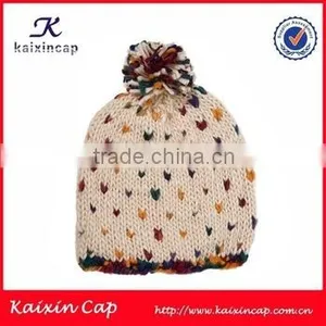 2016 New Design Love Partten Jacquard Customized Logo Winter Knitted Beanie Cap thumbnail-1