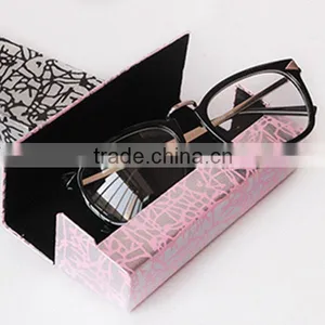Wholesale Eyeglass Case,magnetic Eyeglass Holder thumbnail-2
